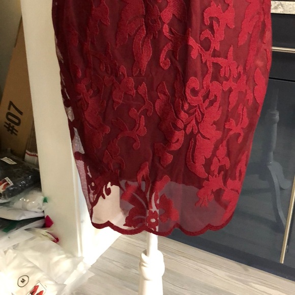 Burgundy Gentle Lace Halter corset back - Picture 7 of 10